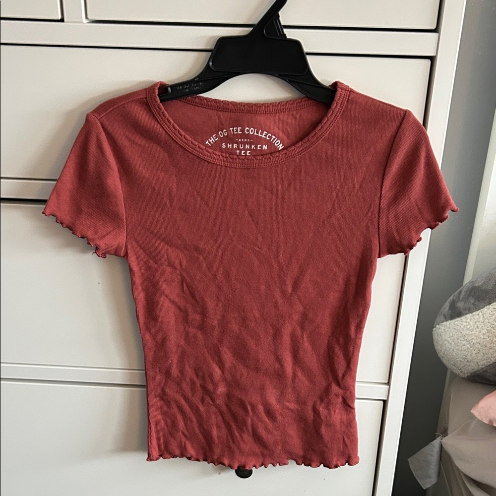 Aeropostale Women's Rust Short Sleeve Tee